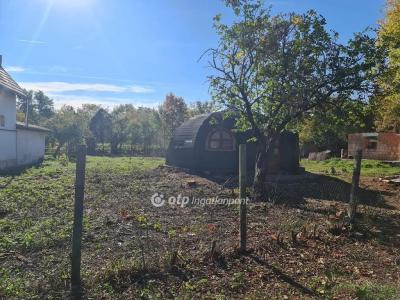 Eladó lakóövezeti telek Tarnaszentmária