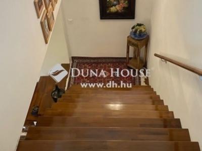 Eladó családi ház Budapest