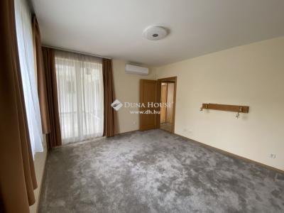 Eladó családi ház Budapest