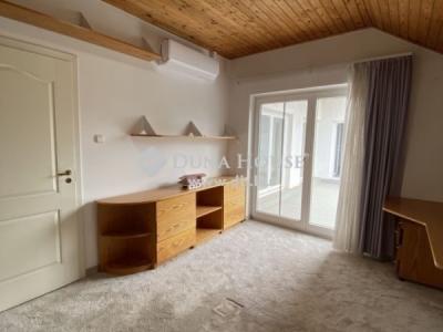 Eladó családi ház Budapest