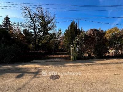 Eladó lakóövezeti telek Balatonfüred