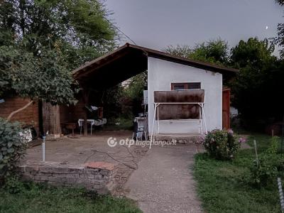 Eladó családi ház Hajdúböszörmény