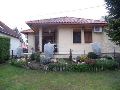 Eladó családi ház Pécs