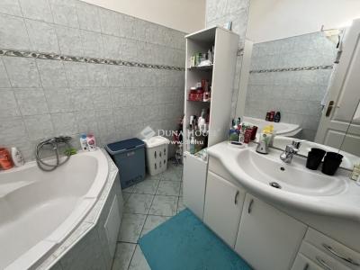 Eladó lakás Gyömrő