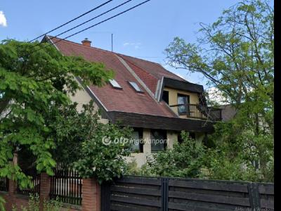 Eladó családi ház Budapest