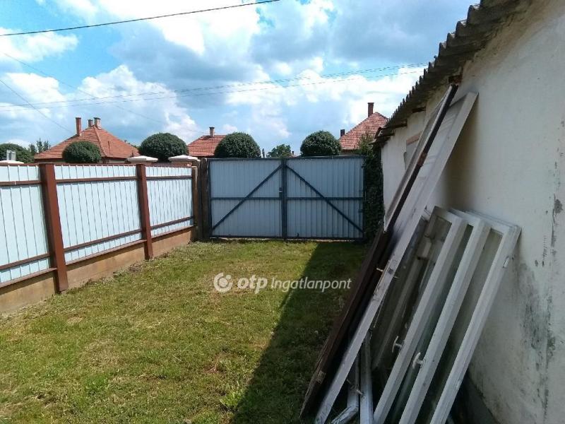 Eladó családi ház Hajdúböszörmény