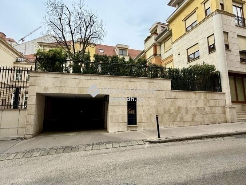Eladó lakás Budapest