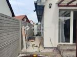 Eladó iroda családi házban Szigethalom