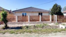 Eladó ikerház Tura