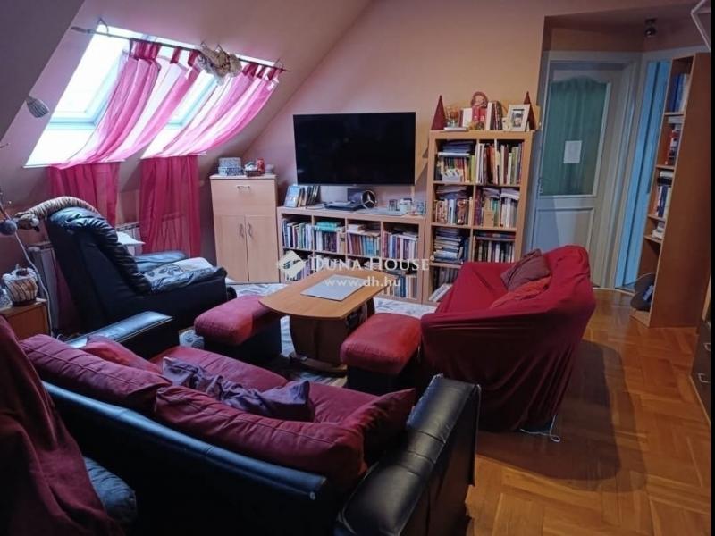 Eladó lakás Kecskemét