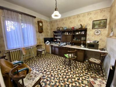 Eladó családi ház Budaörs