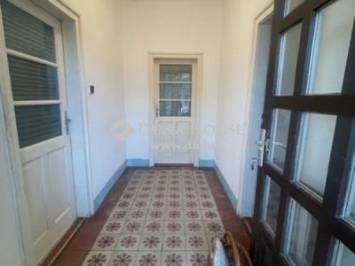 Eladó családi ház Budapest