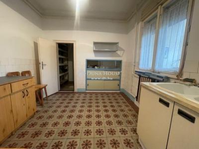 Eladó családi ház Budapest