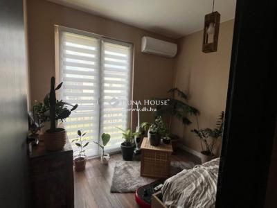 Eladó családi ház Pécs