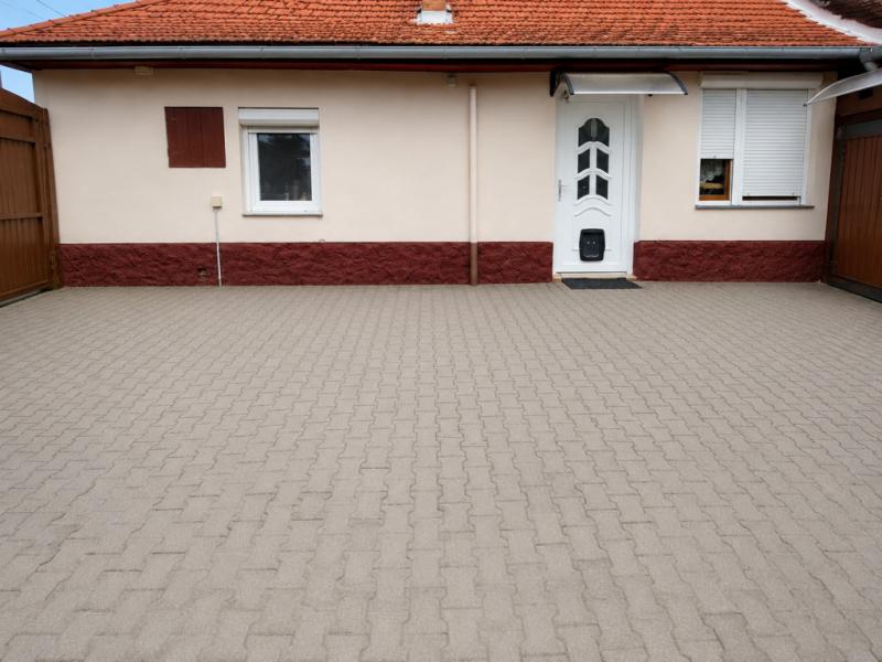Eladó családi ház Tiszakécske