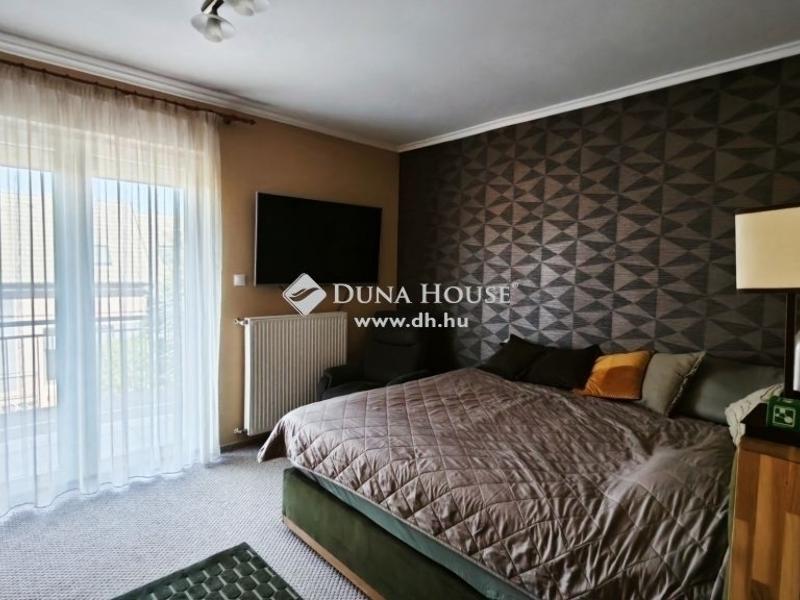 Eladó családi ház Budapest