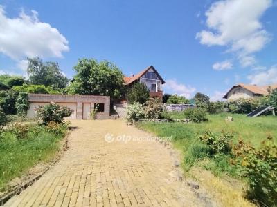 Eladó családi ház - 7635 Pécs