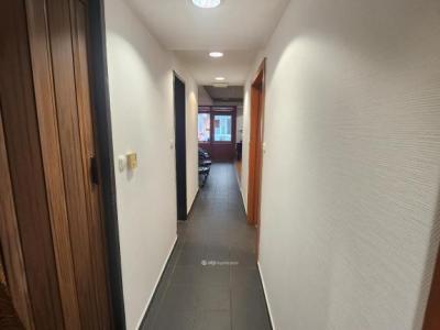 Eladó utcai bejáratú üzlethelység Budapest