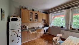 Eladó családi ház Alsóörs