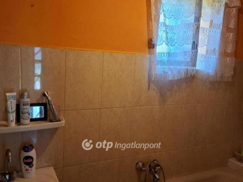 Eladó családi ház Hajdúböszörmény