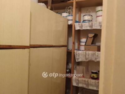 Eladó lakás Debrecen