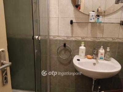 Eladó lakás Debrecen