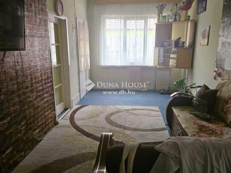 Eladó családi ház Farmos