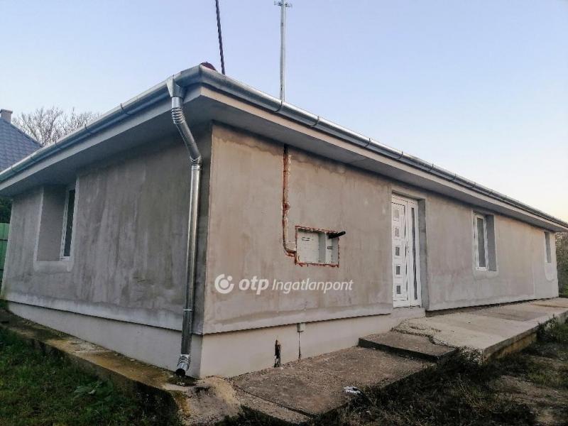 Eladó családi ház Nagykálló