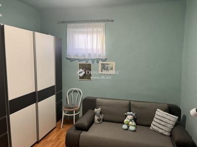 Eladó családi ház - 7763 Egerág