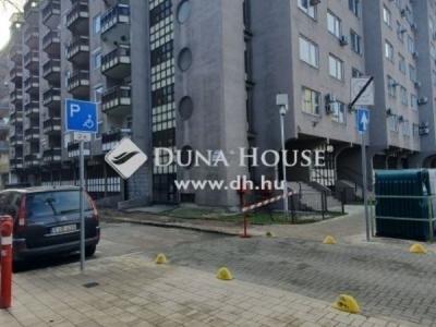Eladó lakás - 1084 Budapest, VIII. kerület , Auróra utca