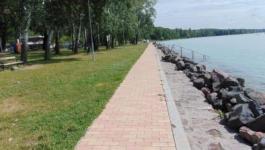 Eladó nyaraló Balatonkenese Balatonakarattya