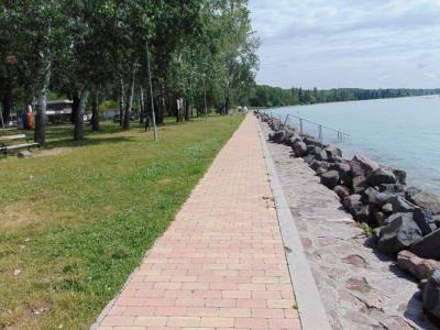 Eladó nyaraló Balatonkenese Balatonakarattya