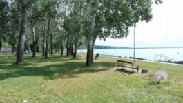 Eladó nyaraló Balatonkenese Balatonakarattya