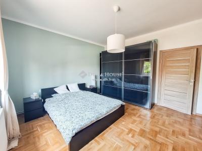 Eladó családi ház - 2220 Vecsés