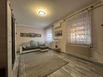 Eladó családi ház - 2220 Vecsés