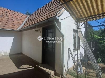 Eladó családi ház - 2220 Vecsés
