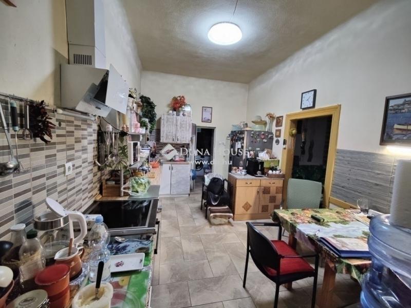 Eladó családi ház Vecsés