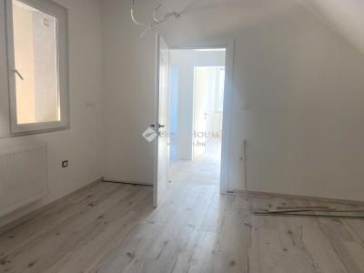Eladó családi ház - 2225 Üllő