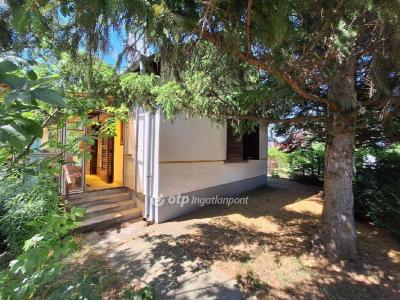 Eladó családi ház Balatonvilágos