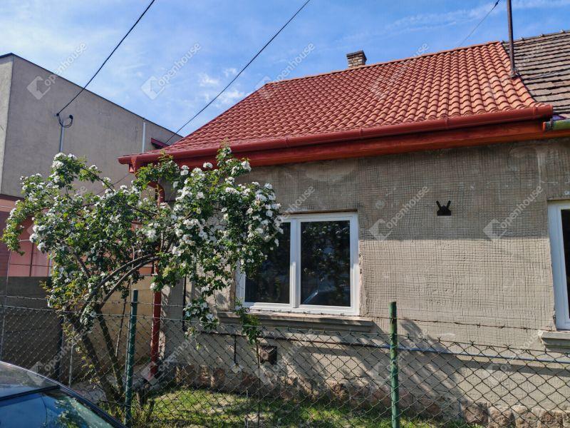 Eladó házrész Gyömrő