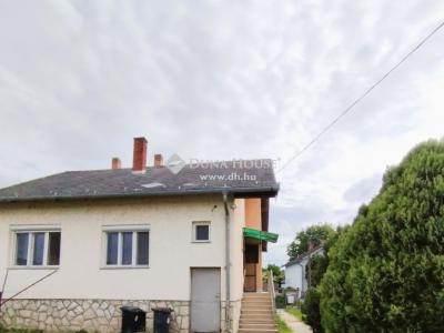 Eladó családi ház Győr