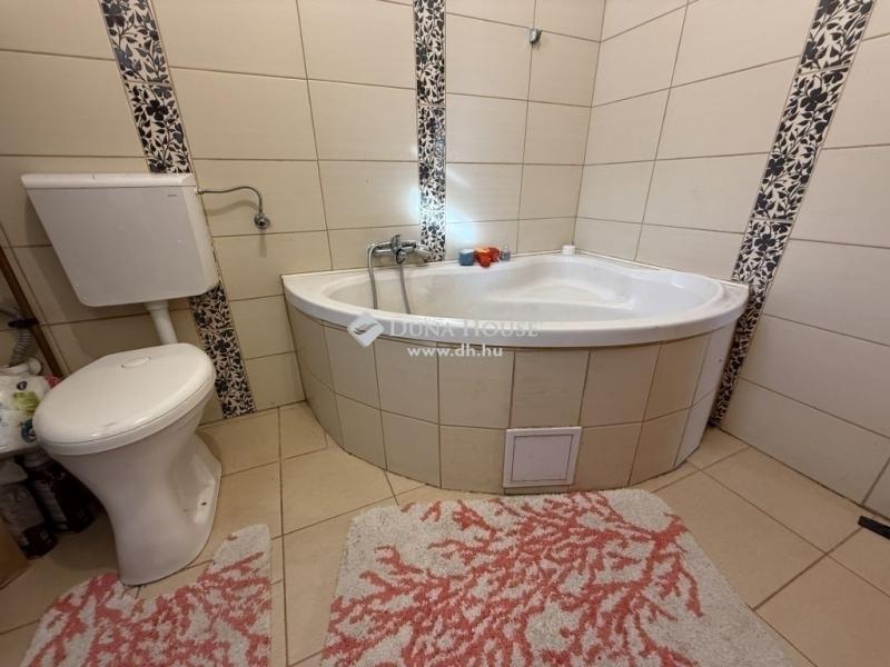 Eladó családi ház Gyömrő