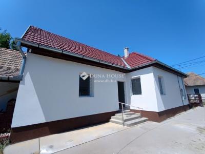 Eladó családi ház - 2764 Tápióbicske