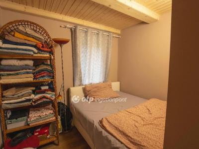 Eladó családi ház - 2483 Gárdony
