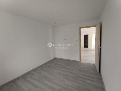 Eladó családi ház - 2764 Tápióbicske