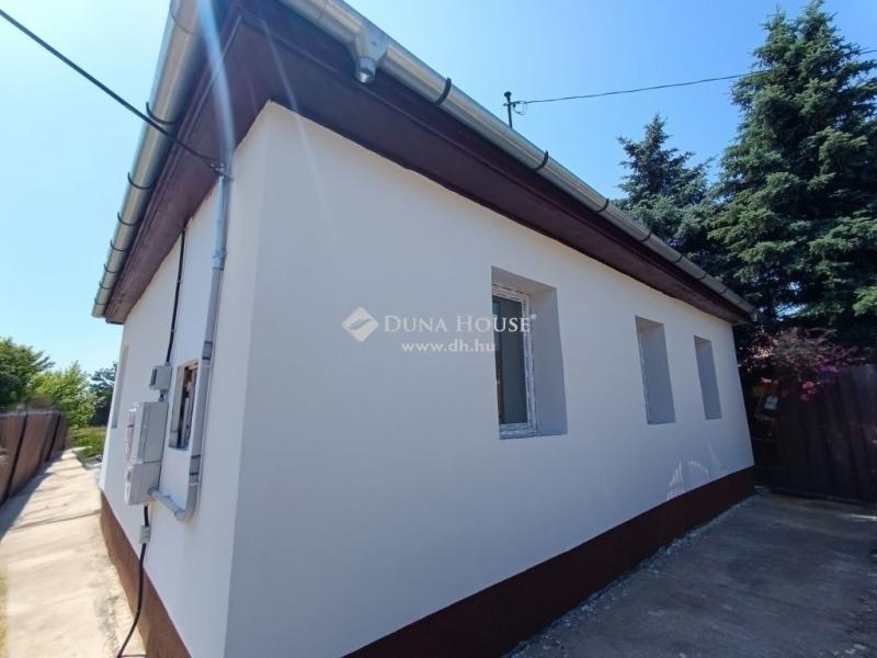 Eladó családi ház Tápióbicske