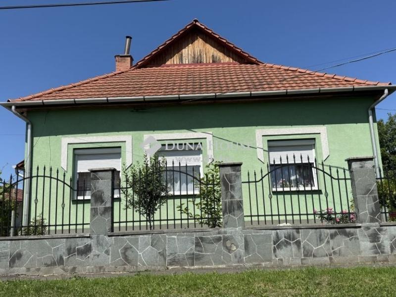 Eladó családi ház Edelény