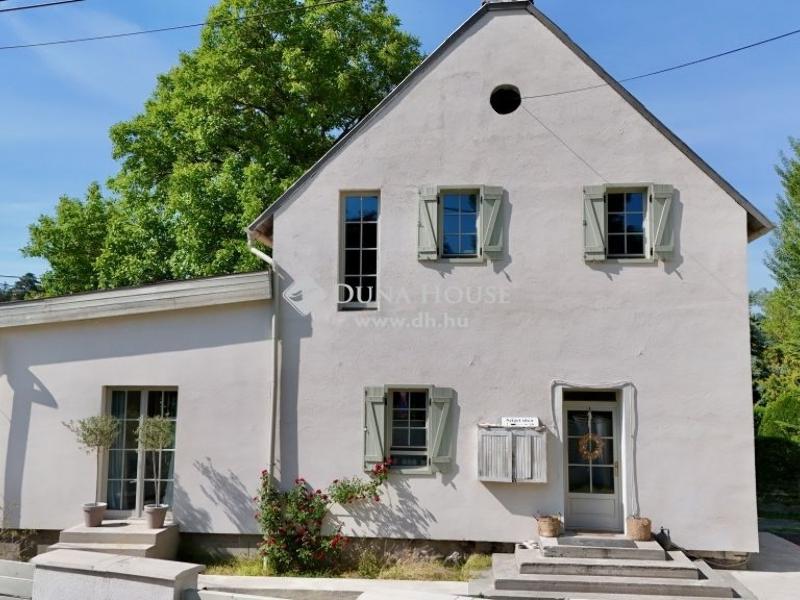 Eladó családi ház Szentendre