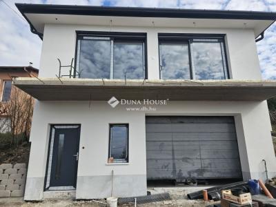 Eladó családi ház Szentendre
