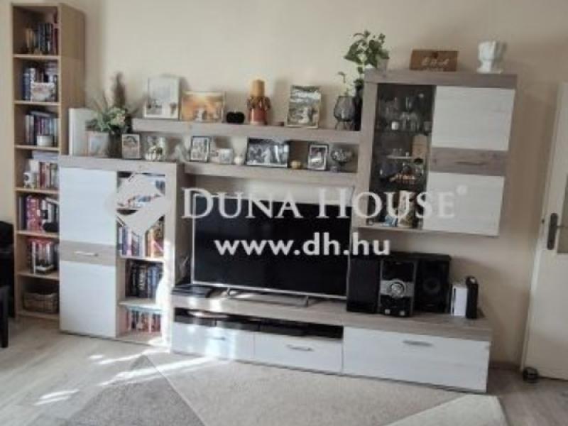 Eladó lakás Dunakeszi